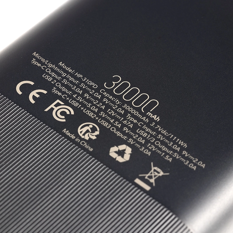 پاوربانک هیسکا مدل HP-310PD ظرفیت 30000 میلی آمپر
